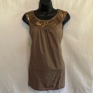 F-8 Madison Tan Sequin & Lace Detail Sleeveless Pullover Summer Blouse Size M